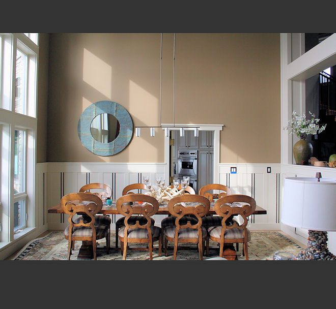 Dining room with wainscoting and decorative rope inlay trim